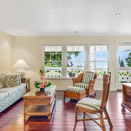Ohia Kona Estates - An All Suites B&B-3
